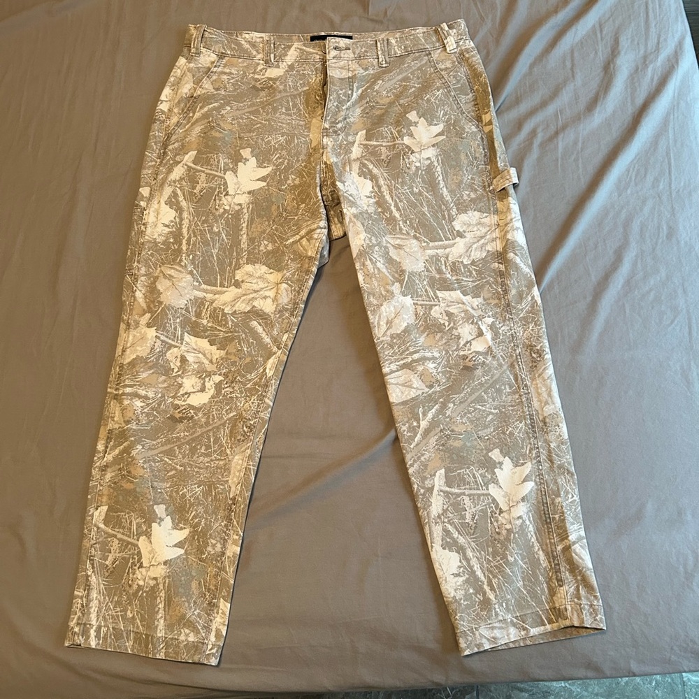 Abercrombie & Fitch Men's Woodland Cargo Pants